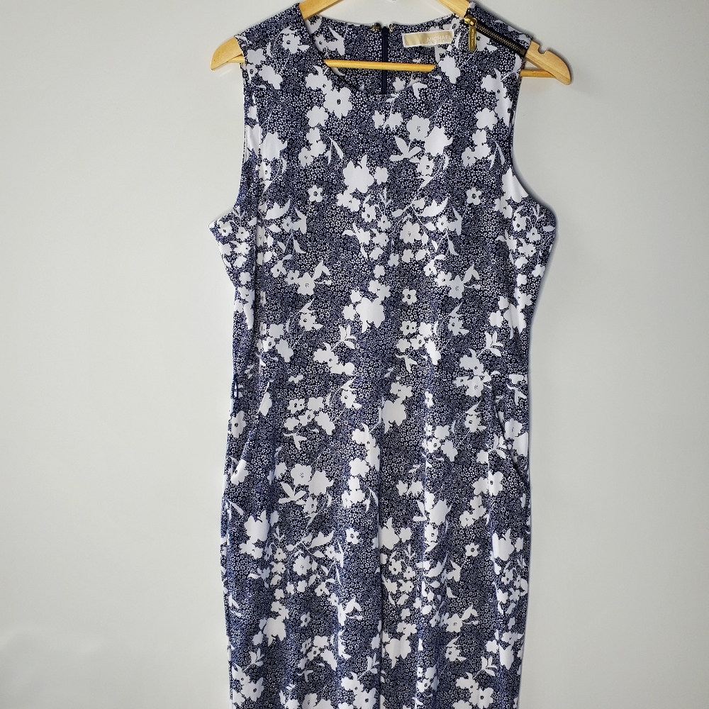 Michael Kors Blue and white stretchy jersey knit pant jumper Size is not marked